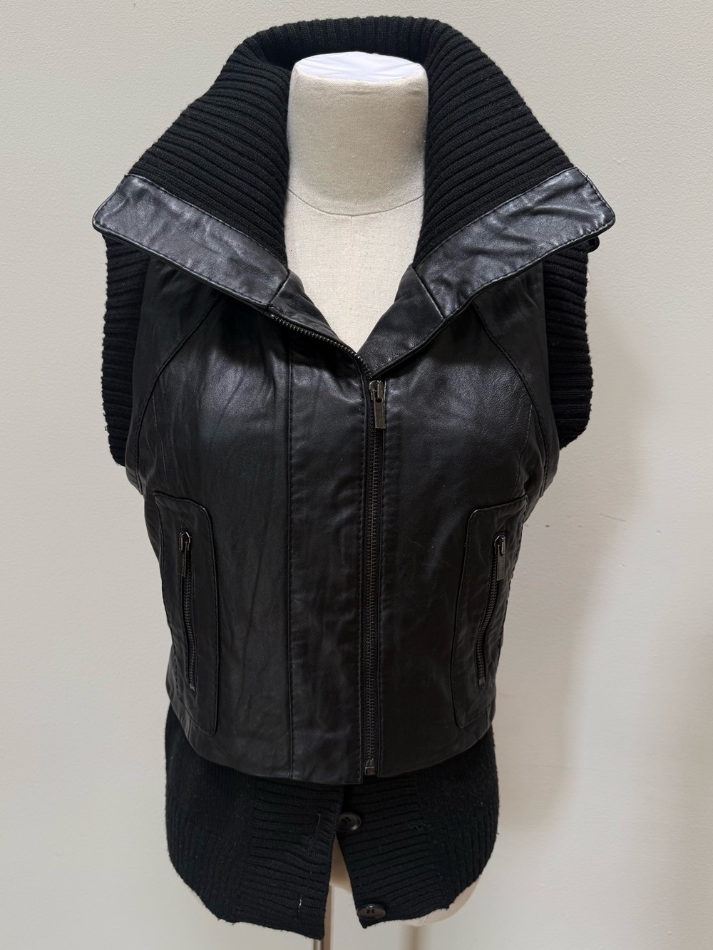 BCBGMAXAZRIA Leather Vest Size Small Moto Zip Front Black